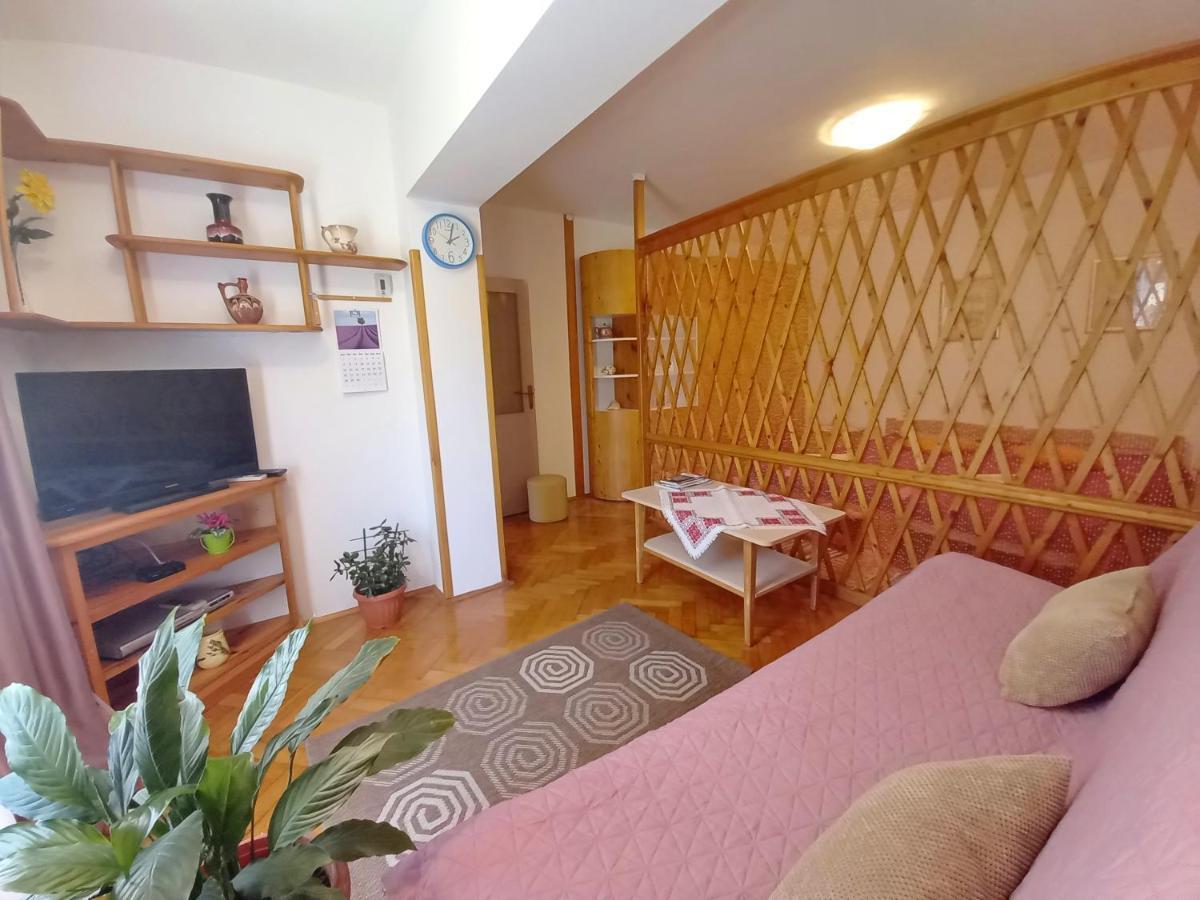 Holiday Apartments Ruzica, Pjescana Uvala Exterior photo