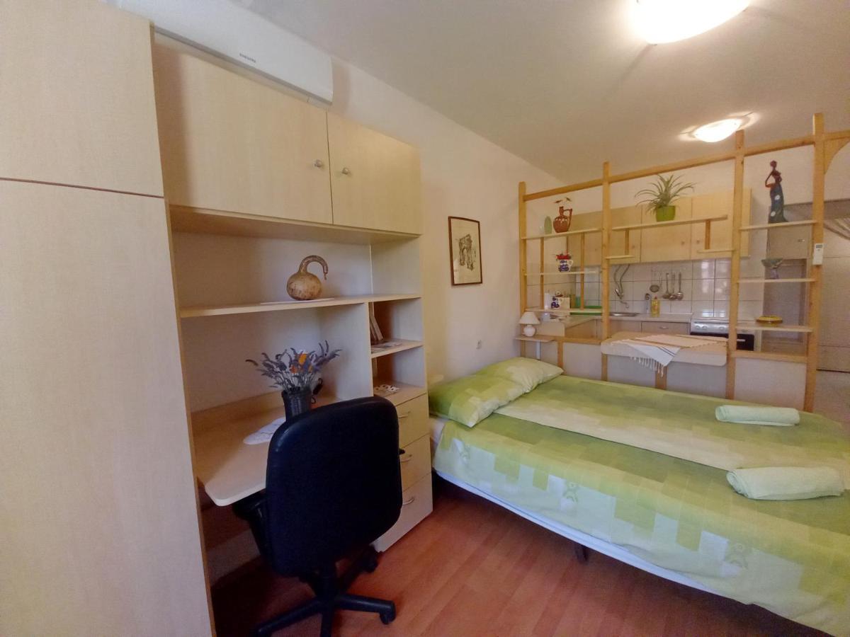 Holiday Apartments Ruzica, Pjescana Uvala Exterior photo