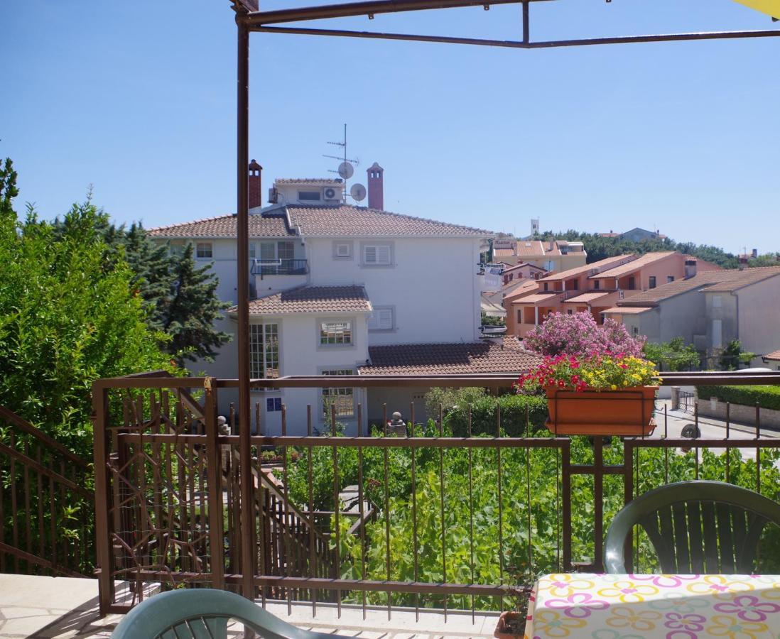 Holiday Apartments Ruzica, Pjescana Uvala Exterior photo